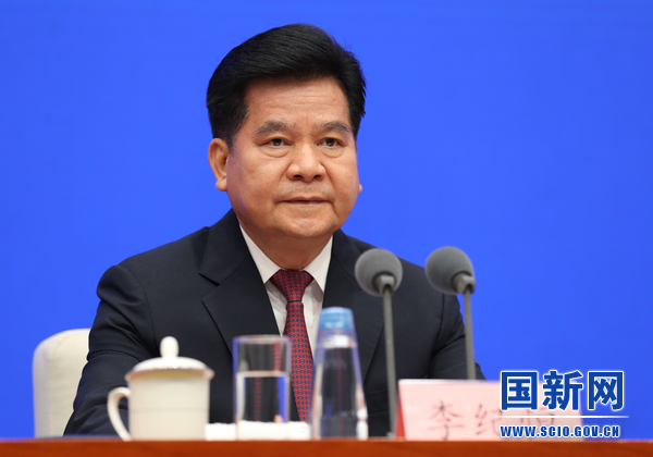 民政部部长李纪恒介绍养老方面的工作